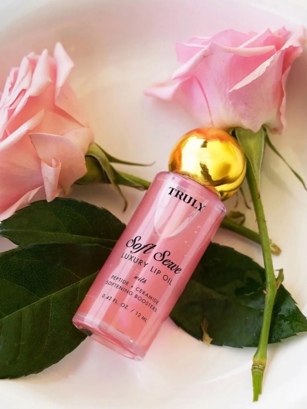 TRULY Soft Serve Luxury Lip Oil - Picture 4 of 4
